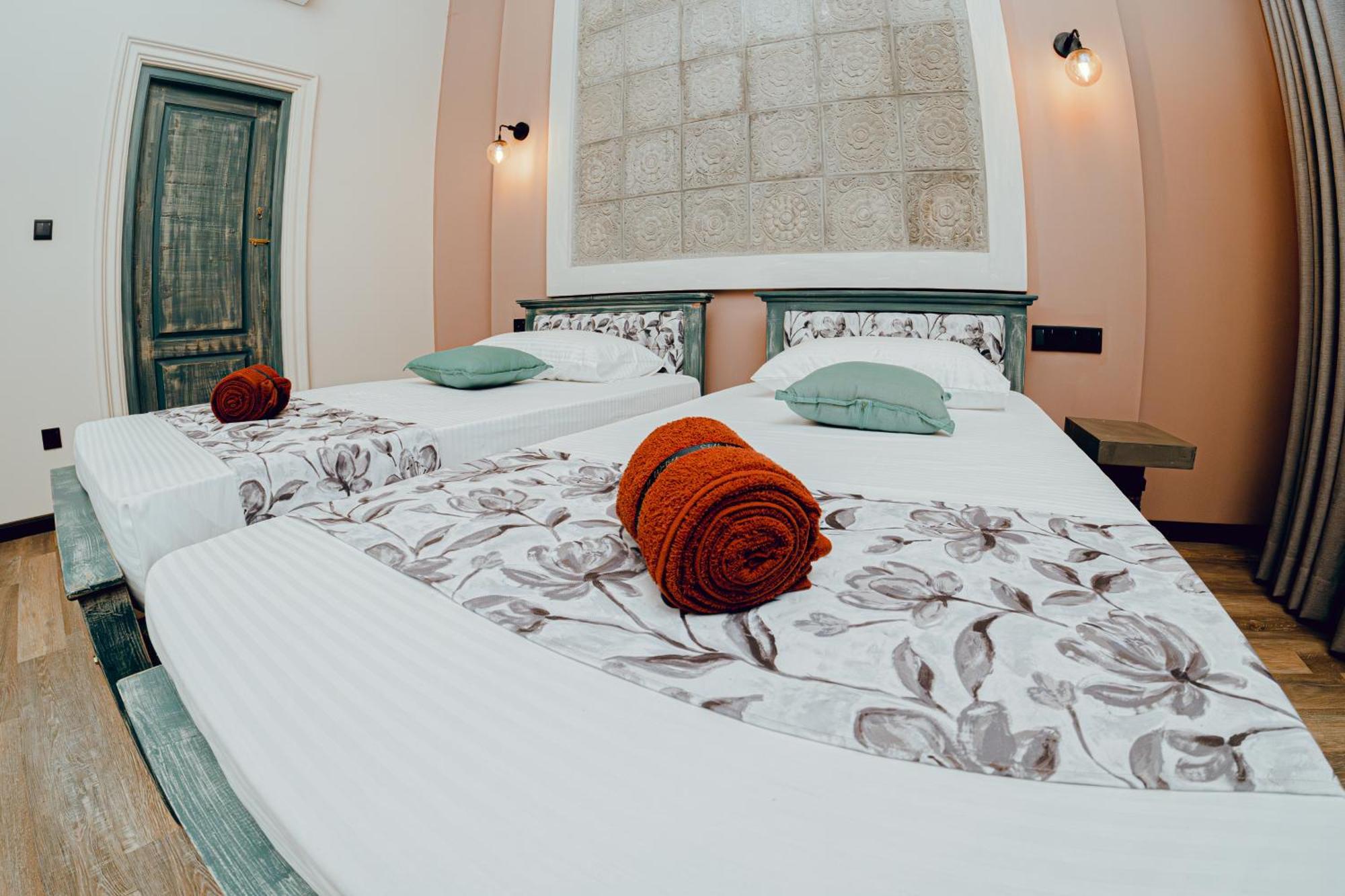Still Waters Artistry Negombo Exterior photo